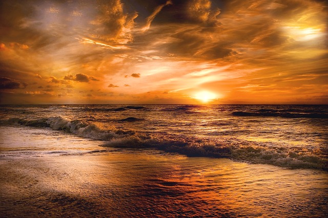 Scenic sunset view over the Caribbean Sea in Cozumel.