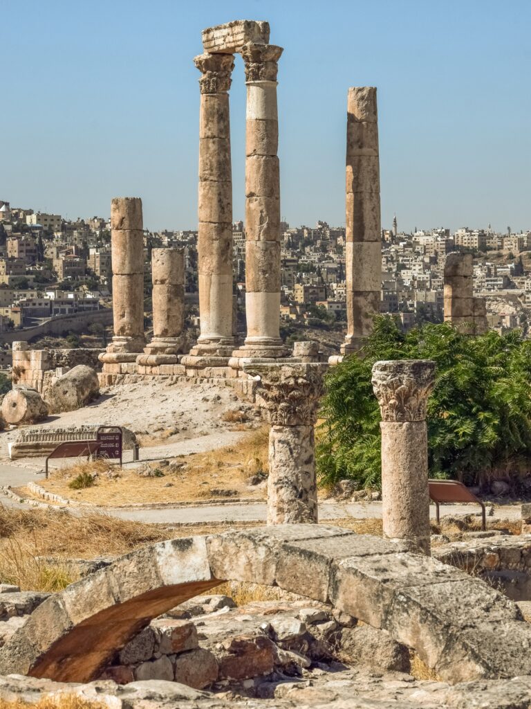 Things to Do in Amman: 21 Incredible Experiences for an Unforgettable Adventure 1 dimitrisvetsikas1969 temple of hercules 4382412